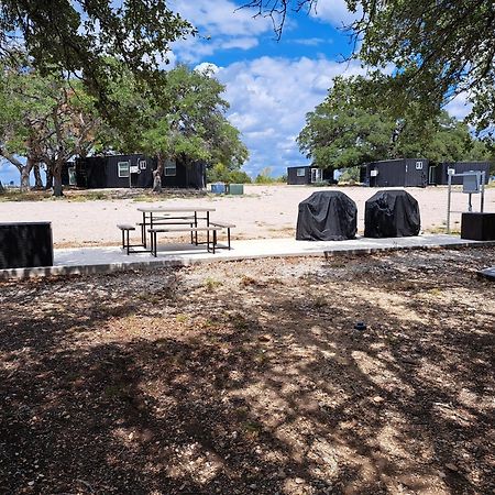 The Container Retreat @ 290 Wine Trail #10 Welcome Friends! Hye Esterno foto