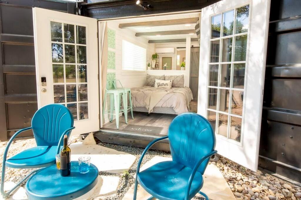 The Container Retreat @ 290 Wine Trail #10 Welcome Friends! Hye Esterno foto
