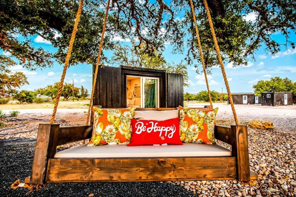 The Container Retreat @ 290 Wine Trail #10 Welcome Friends! Hye Esterno foto