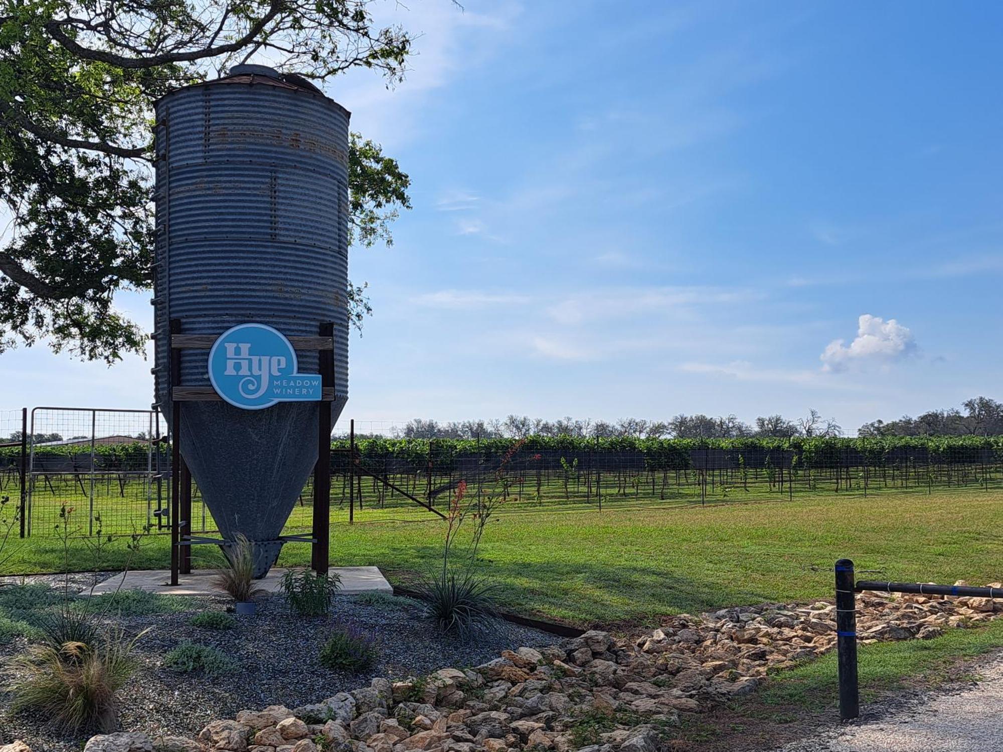 The Container Retreat @ 290 Wine Trail #10 Welcome Friends! Hye Esterno foto